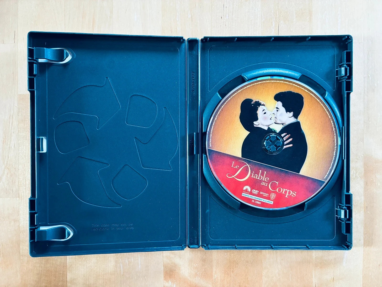 DVD O Diabo no Corpo de Claude Autant-Lara. – photo 2